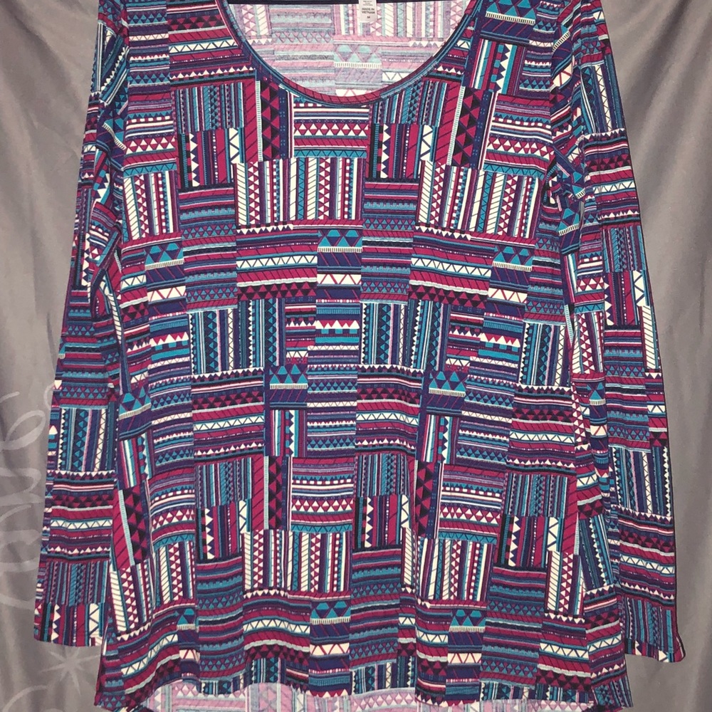 LuLaRoe Long Sleeve - M